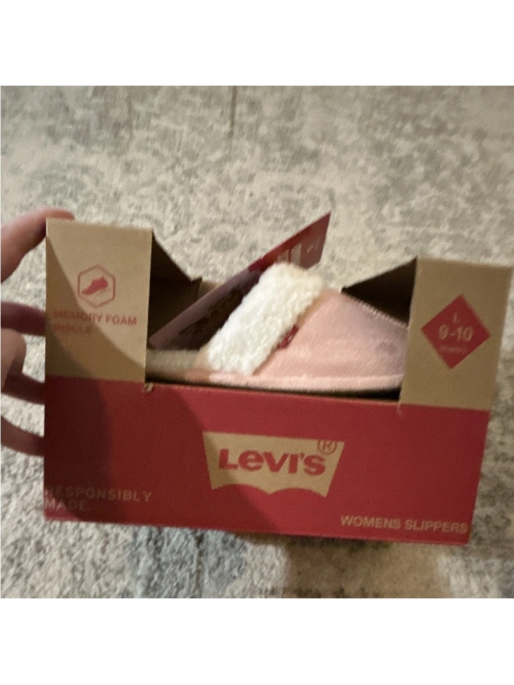 Levi's Pink Slip-On Sherpa Lined Women's Slippers size large